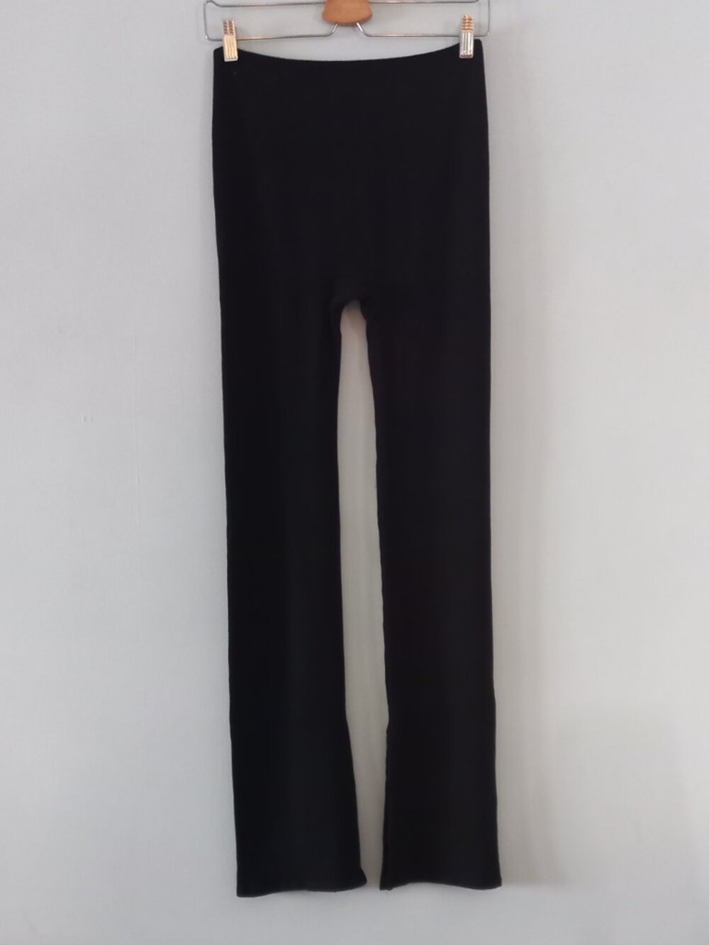 FABLETICS black split hem lounge pants - Picture 5 of 6
